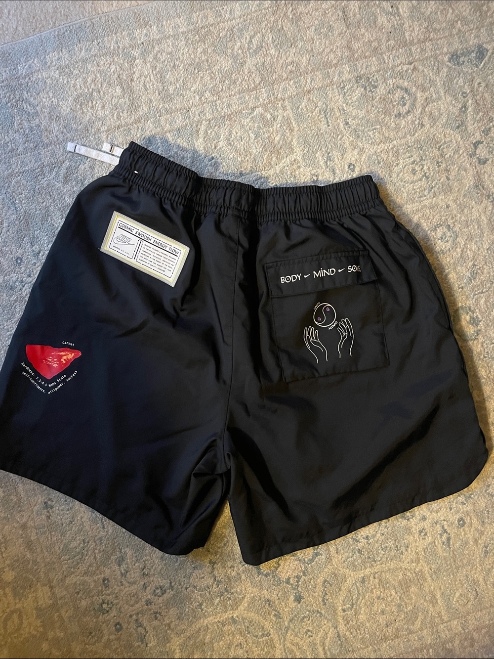 Men’s Nike Black Athletic Shorts with Multicolor Cosmic Graphics Medium - Picture 2 of 4